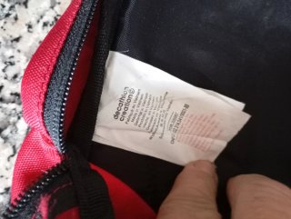 Mochila Quechua Roja y Gris