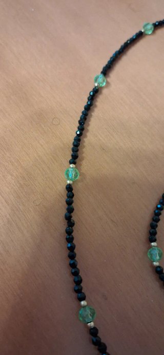 Elegante conjunto gargantilla y pulsera