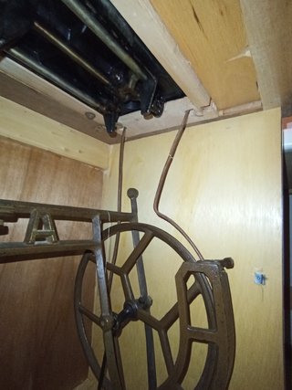 Máquina de coser ALFA antigua