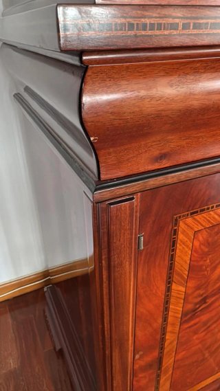 Vitrina de salón madera noble caoba