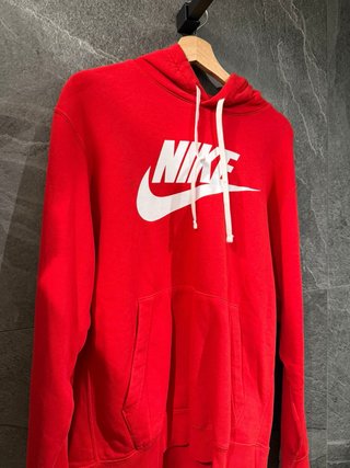Sudadera Nike Roja