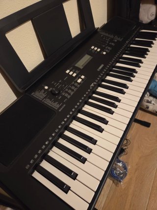 Teclado digital Yamaha PSR-E363
