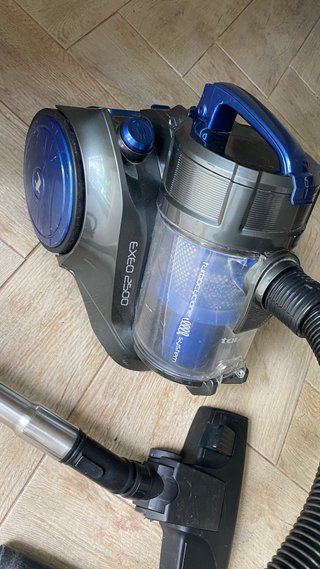 Aspiradora EXEO 2500 Taurus