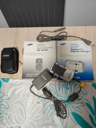Cámara Samsung Digimax V4 Plata
