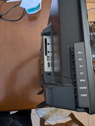 Televisore Akai AKTV2412TN 24"