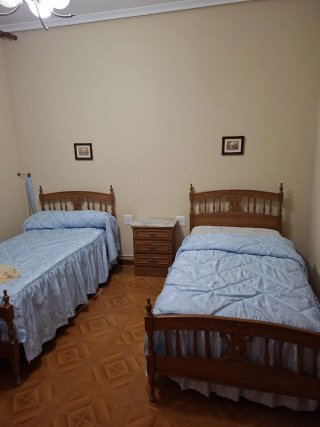 Juego de dos camas