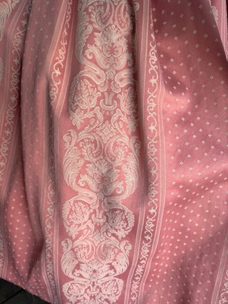Traje huertana rosa/salmón