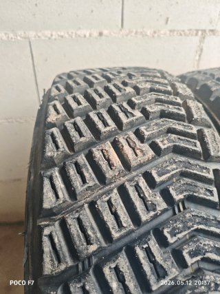 Ruedas slicks para tierra MRF ZDM3  compuesto M