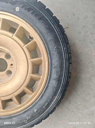 Ruedas slicks para tierra MRF ZDM3  compuesto M