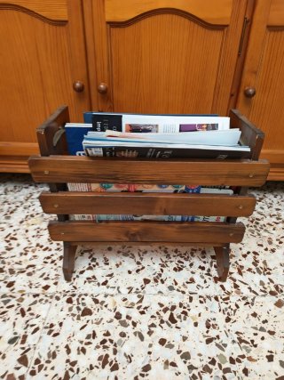 Portariviste in legno