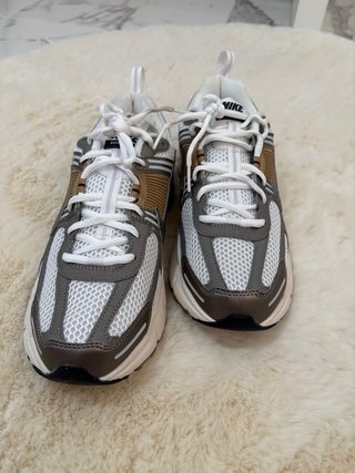 Nike Vomero 5 Nuevas