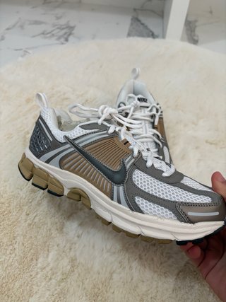 Nike Vomero 5 Nuevas