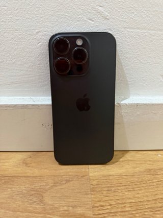 iPhone 15 Pro Negro