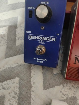 Pedales T.C Electronic, Behringer Phaser y Chorus