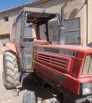 Tractor Kubota M6950 70 CV.