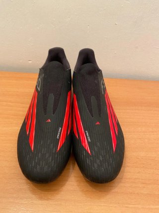 Botas de fútbol Adidas Negras Rojas