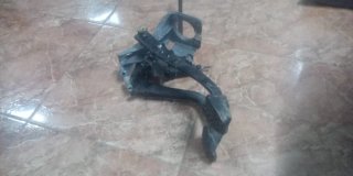 Pedalera BMW E46 Completa. Sin acelerador