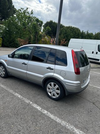 Ford Fusion 2005