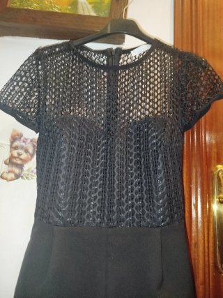 Mono corto negro encaje