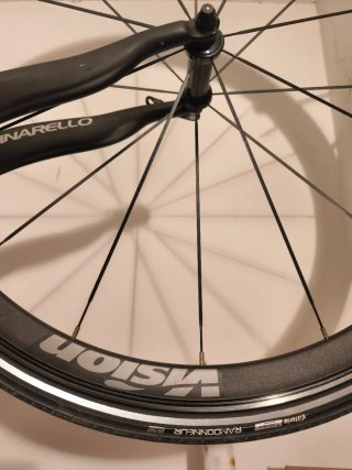 Bicicleta de carretera Pinarello Angliru. Talla 57