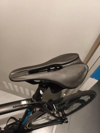 Bicicleta de carretera Pinarello Angliru. Talla 57