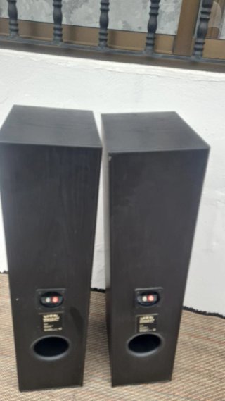 Altavoces Infinity Negros
