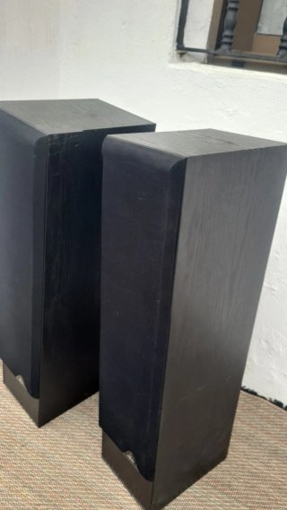 Altavoces Infinity Negros