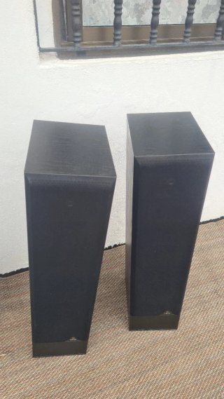 Altavoces Infinity Negros