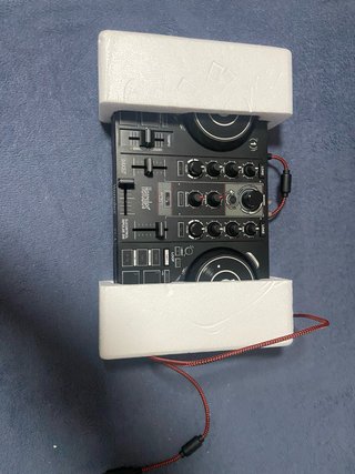 Mesa de mezclas Hercules DJControl Impulse 200