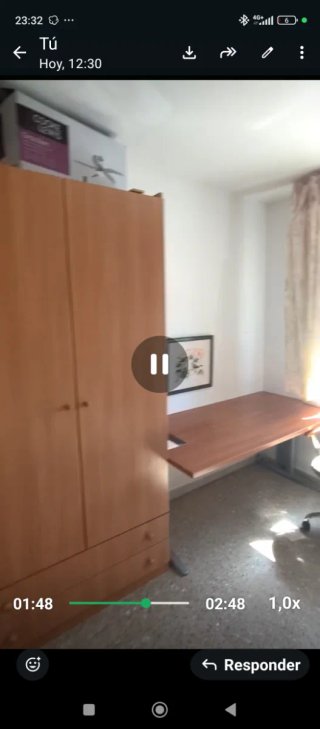 3 Armarios de madera marrones