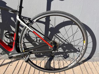 Bicicleta de carretera CUBE