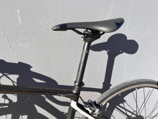 Bicicleta de carretera CUBE