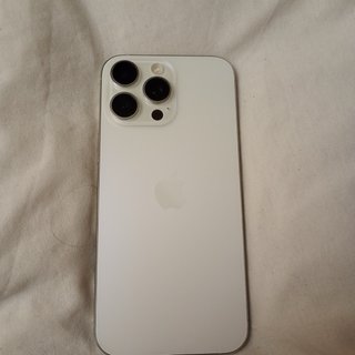 iPhone 16 Pro Max - Salud Batería 92%