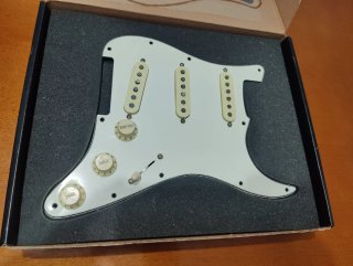 Golpeador  cargado Fender Tex Mex