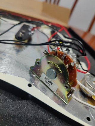 Golpeador  cargado Fender Tex Mex