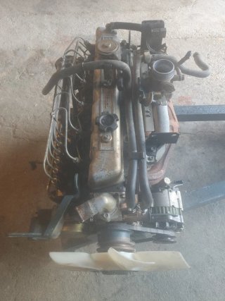 Motor Nissan Patrol SD33