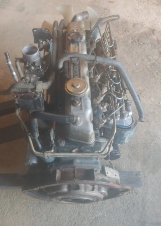 Motor Nissan Patrol SD33