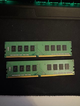 2x RAM 8GB DDR4 2133 Mhz RAM