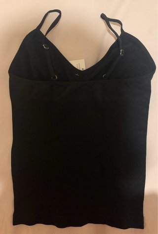 Camiseta interior tirantes.Escote perfecto