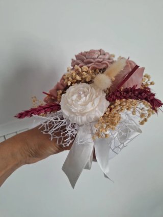 Regalo profumato fiori rosa e viola in cera di soi