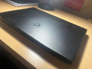 MSI Creator M16 Portátil