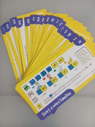 Juego para aprender a crear palabras en inglés