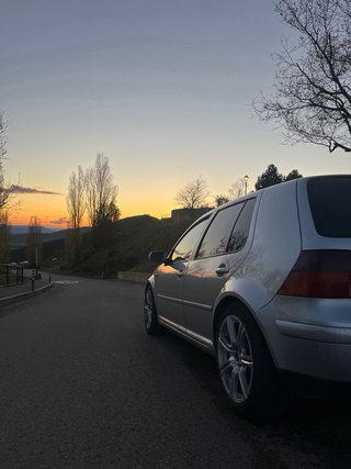 Volkswagen Golf 2000