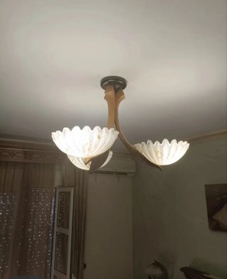 Lámpara de techo cristal y madera dorada
