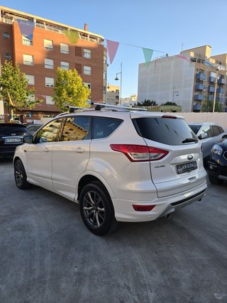Ford Kuga 2014