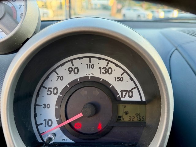 Peugeot 107 2006