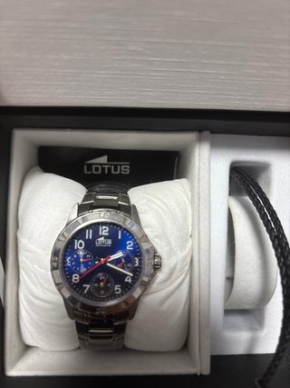 Reloj Lotus Negro