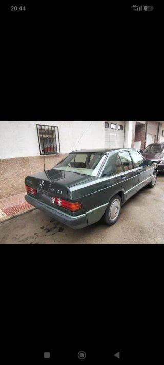 Mercedes-Benz 190E 1989 2.3 8v