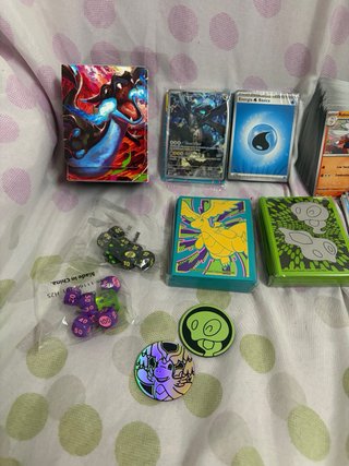 Lote Cartas Pokémon: Energía, Raboot, Luxio, Zorua