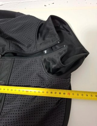 Chaqueta Deportiva Negra Bench
